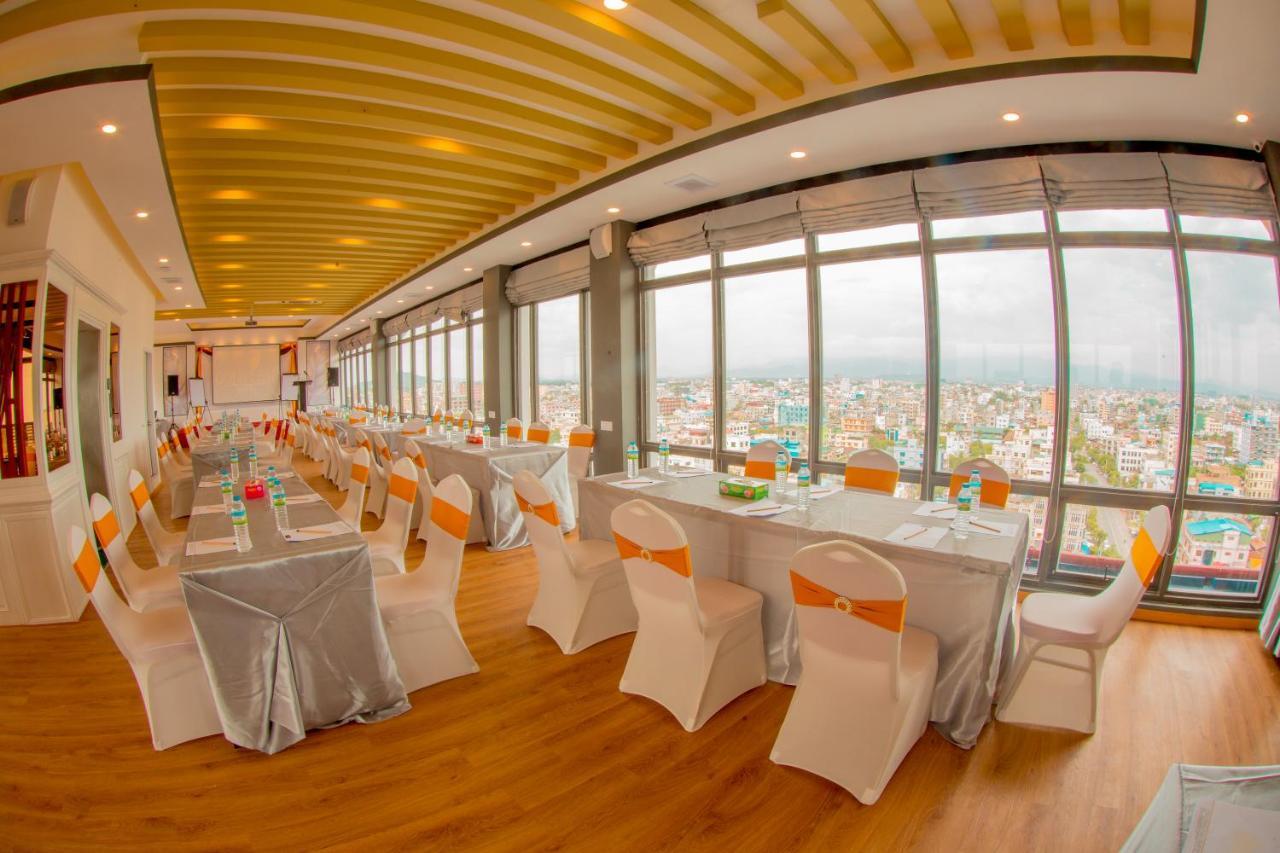 Gold Leaf Hotel Мандалай Экстерьер фото